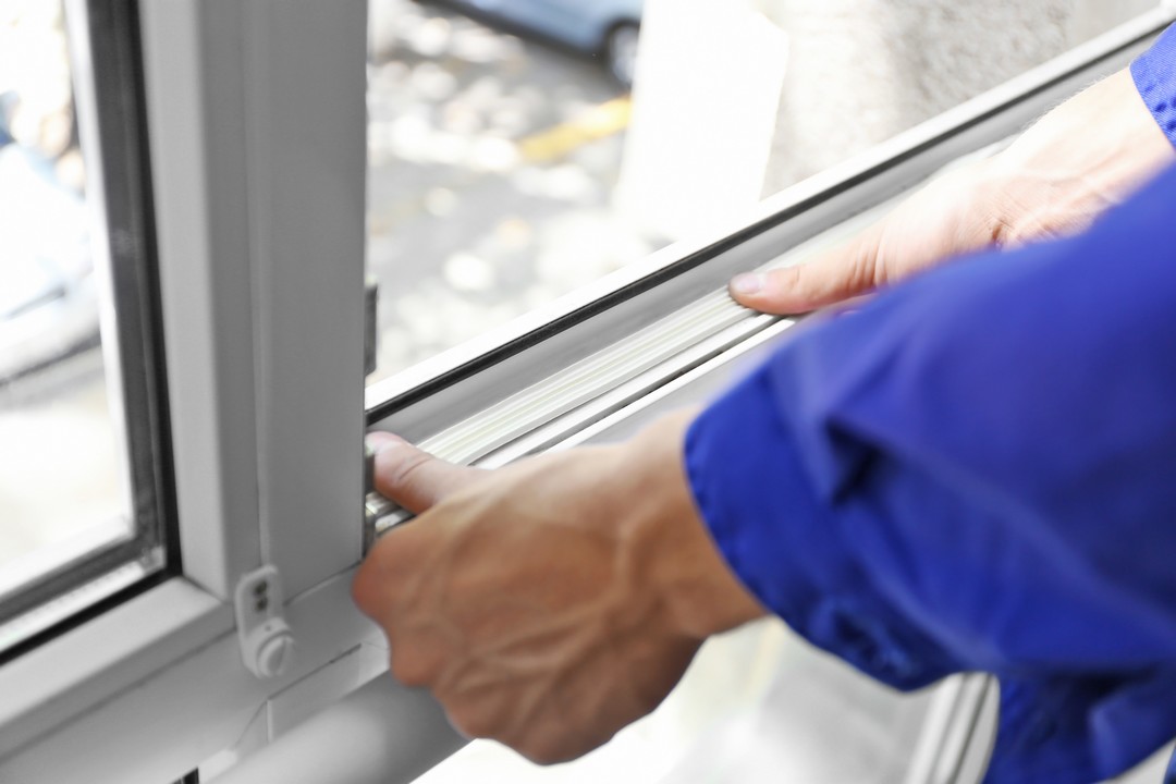 Comment sécuriser une porte d'entrée vitrée ?